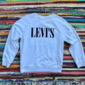 Levi's ~ White crewneck sweatshirt